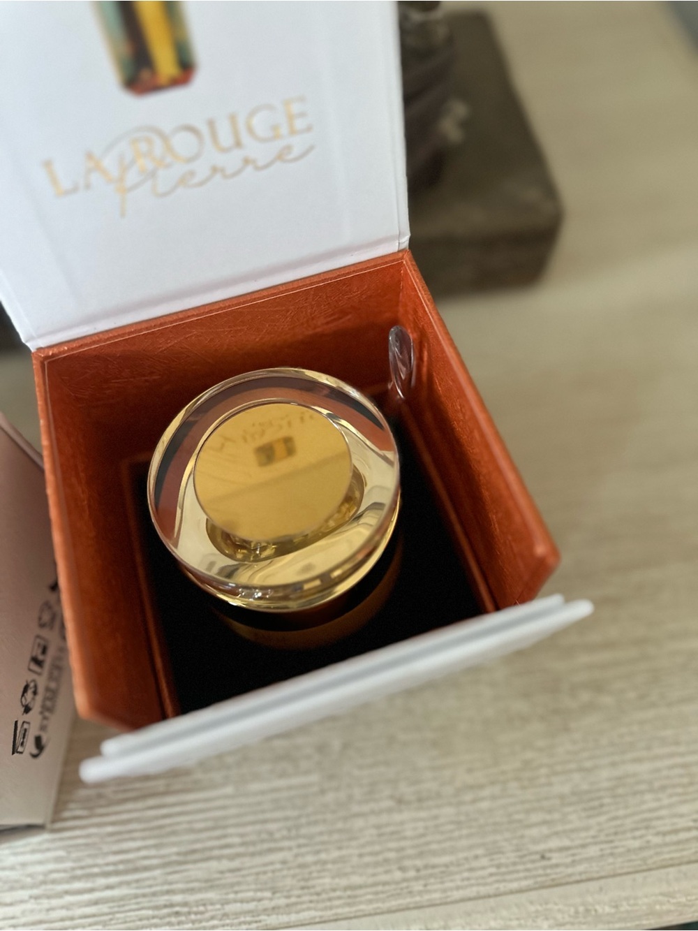 LsRouge Crystal & Topaz Skincare Set — White and Gold - Picture 3 of 4